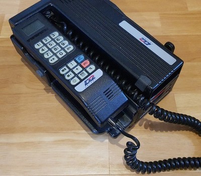 Motorola International 1000 Porty ''D2 Privat''   Vintage GSM-Autotelefon von 1991