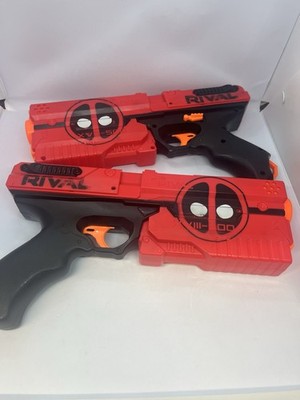 Nerf Rival Deadpool Kronos XVIII-500 Spring-Action Blaster Soft Dart Gun 2er Pack