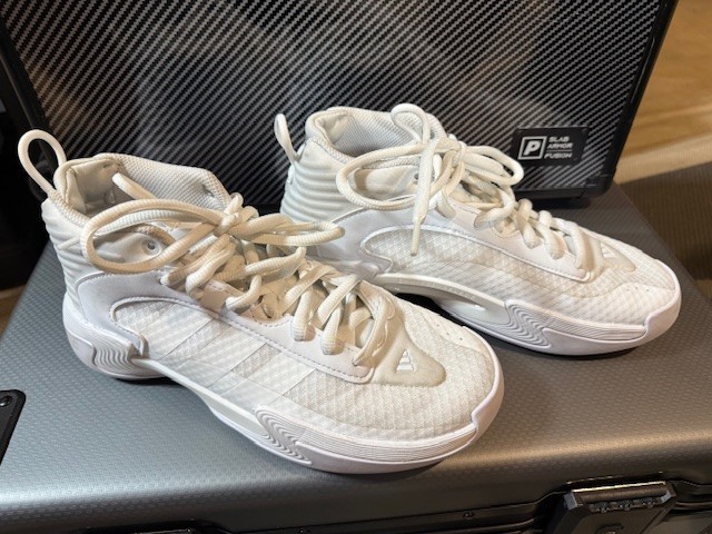 Adidas Exhibit Select Lightstrike Basketball Shoe… - image 1