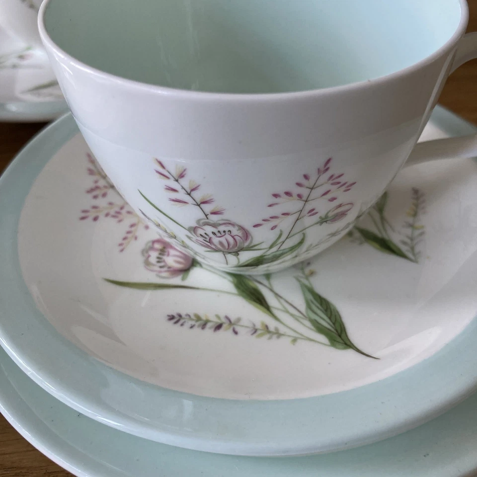 Foley Springtime tea set For 2! Bone china Aqua Pastel floral - Изображение 3 из 4