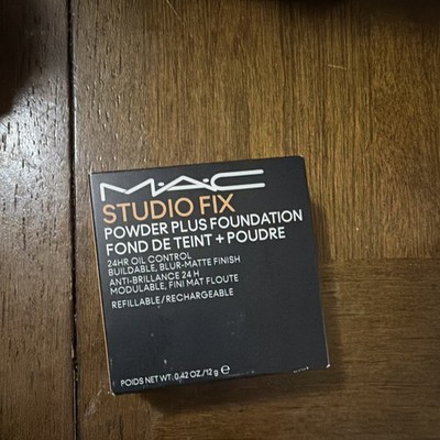 M·A·C Studio Fix Powder Plus Foundation NC17 Matte Buildable 0.42 oz Refillable