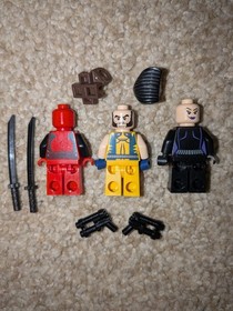 3x Authentic LEGO Deadpool Wolverine Batwoman Minifigure 6866 Marvel Sh0032 Lot