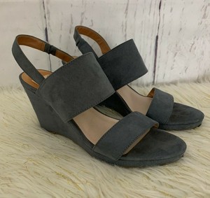 dv8 wedge sandals