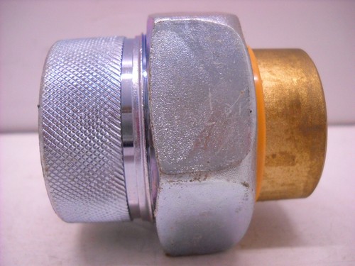 Legend 1 ¼" FPT x Soldered 200 PSI CWP Dielectric Union Forged Carbon Steel 