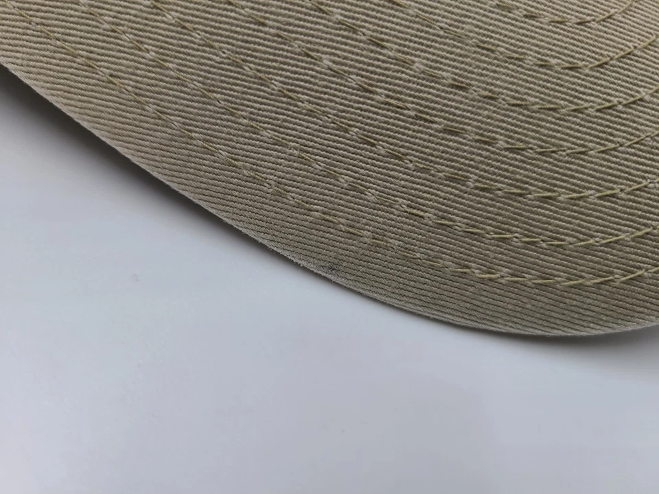 Gorra ajustable con correa con aguja americana Bulldogs de la Universidad de Georgia NCAA Foto 4 de 4