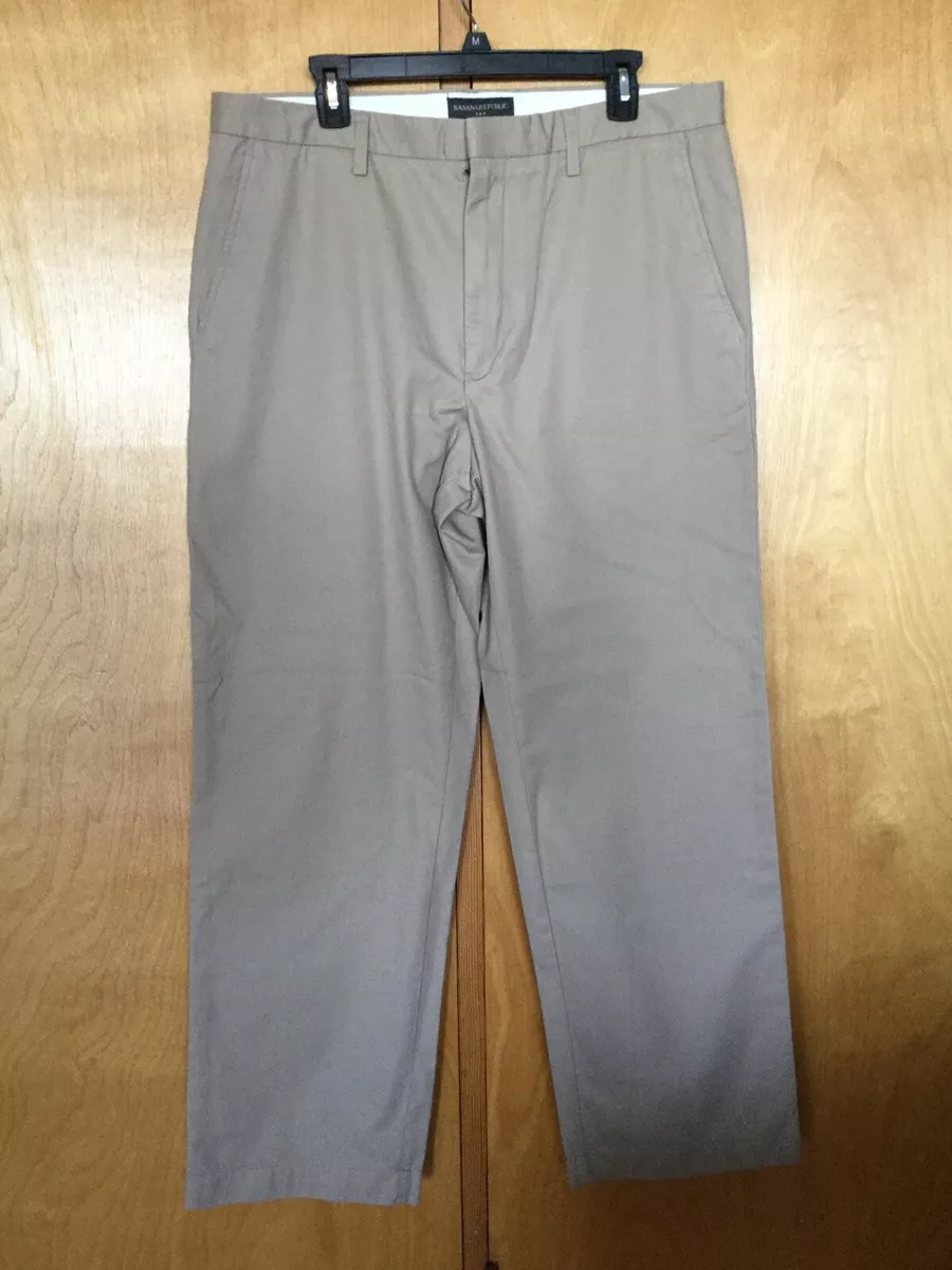 Men s Banana Republic Khaki Pants 36 x 32 Khaki Tan Style 467779 EUC