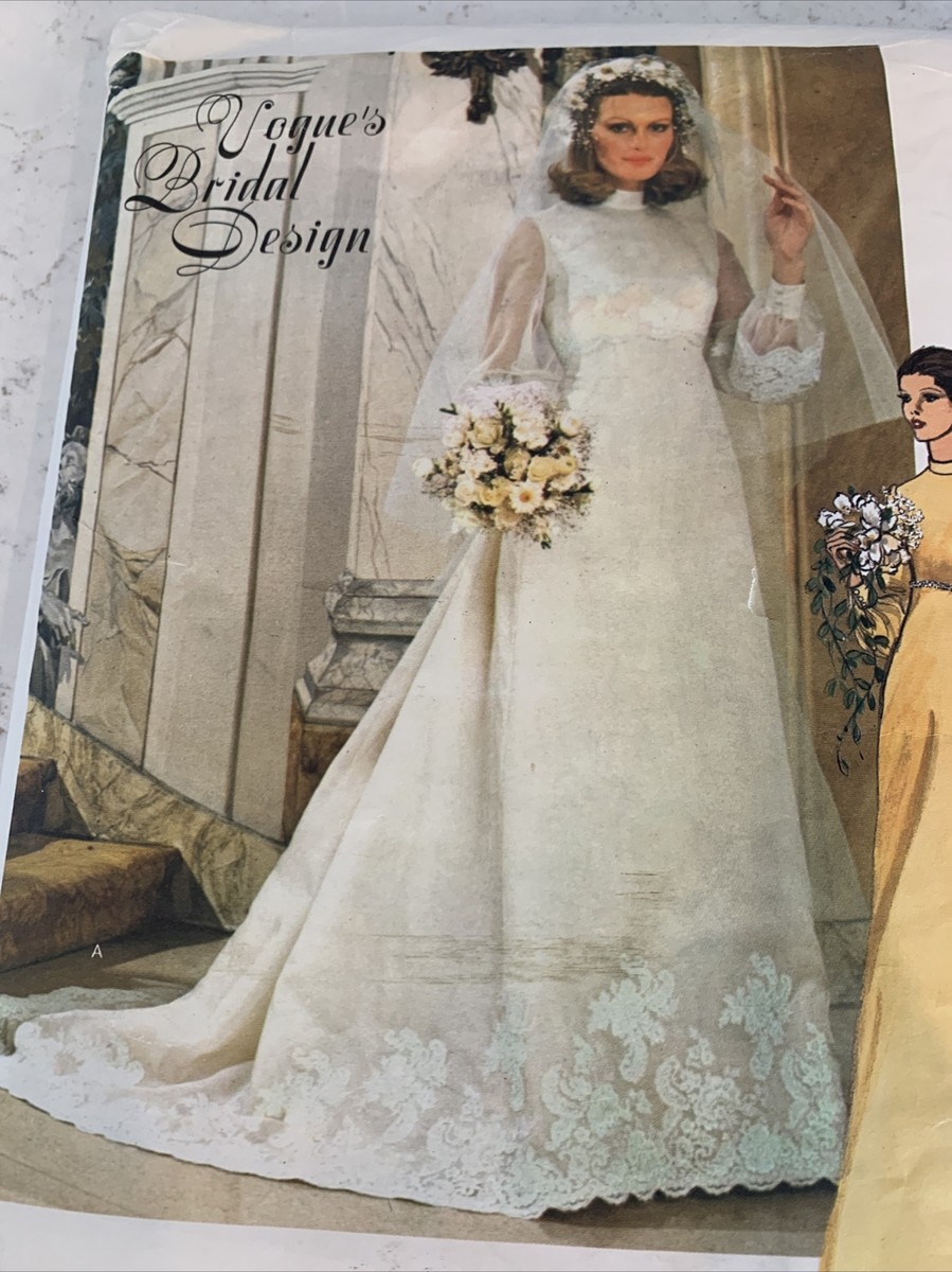 洋書　VOGUE WEDDINGS BRIDES DRESS Amazon.com: Vogue Weddings: Brides, Dresses, Designers
