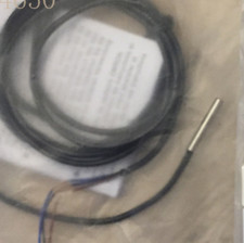 1PC New Omron E2E-C04S12-WC-B2 Proximity Sens...