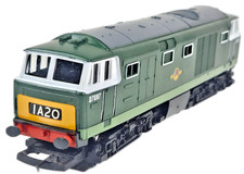 Hornby R074 Class 35 Hymek D7097 BR Green OO Gauge Diesel Locos Runners Unboxed.