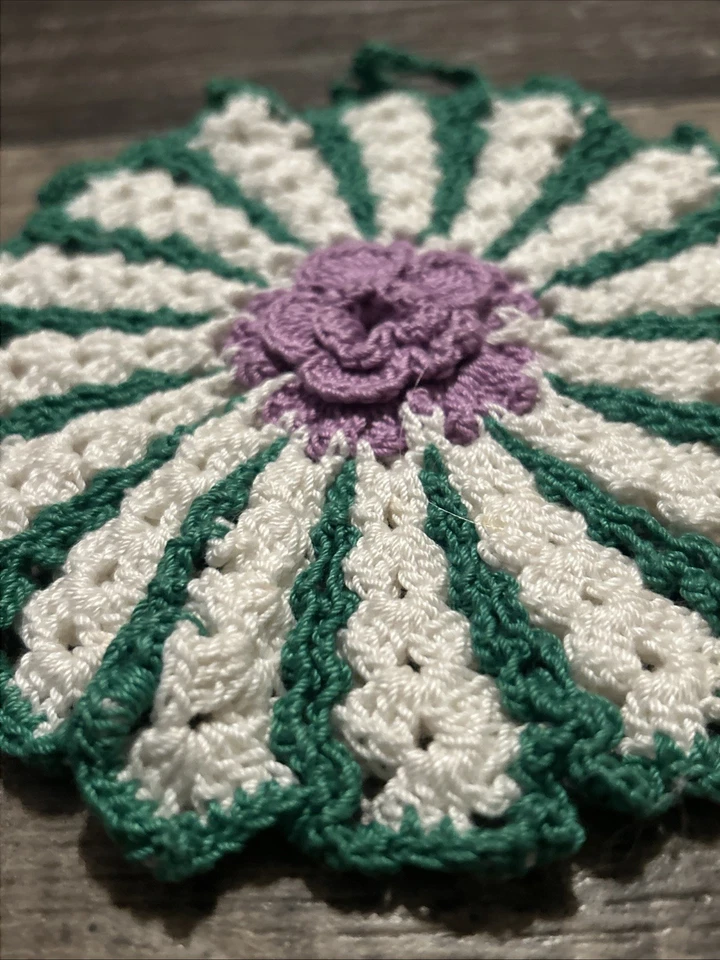 Lote de 2 remaches vintage de ganchillo con flores Foto 4 de 4