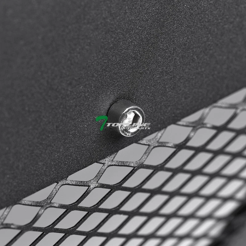 Topline For 00-06 Tundra/Sequoia Matte Blk Studded Mesh Bull Bar w/36W LED Bars Foto 4 de 4