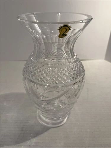 Vintage Waterford Crystal Lismore 9” Vase.  Made In Republic of Ireland