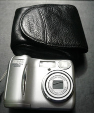 Nikon Digital Camera Coolpix 2200 2.0MP Silver Tested