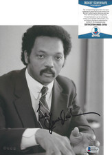 JESSE JACKSON - BLACK CIVIL RIGHTS ACTIVIST - SIGNED 8x10 PHOTO BECKETT COA BAS