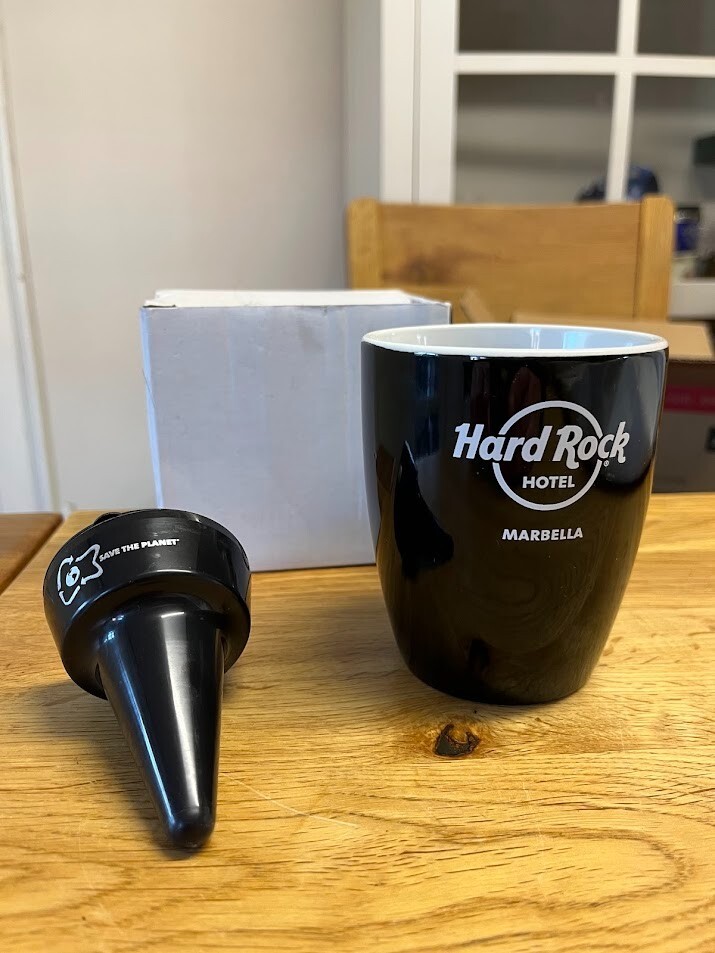 Taza Hard Rock Café Hotel Marbella Nueva En Caja
