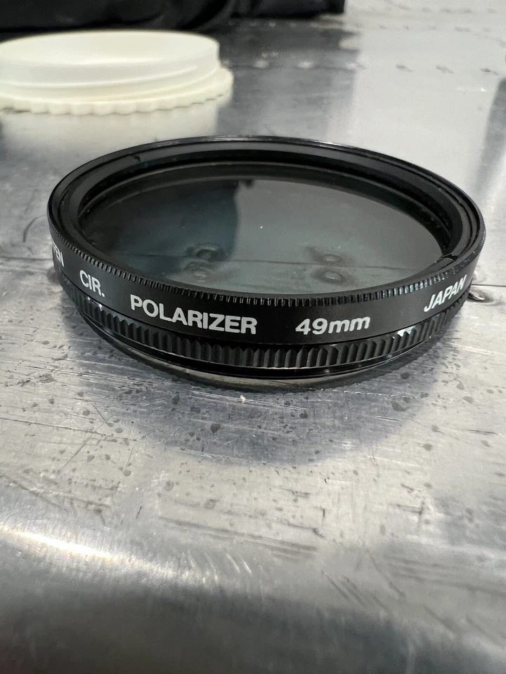 Tiffen 49mm Linear Polarizer Filter - Image 2 of 4