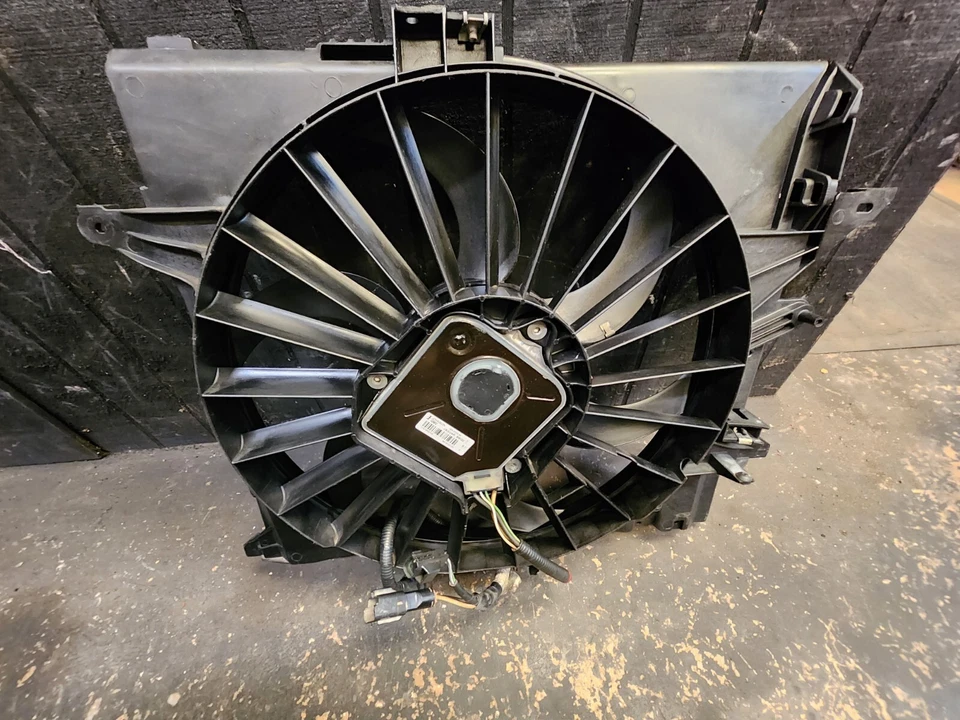 2009 2010 JAGUAR XF XJ8 VANDEN PLAS S-TYPE V8 4.2 COOLING FAN - Image 2 of 3