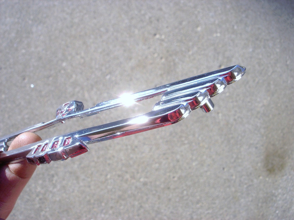 NOS OEM 1956-1957 FORD THUNDERBIRD EMBLEM # BAB-88392-B ++ NICE | eBay