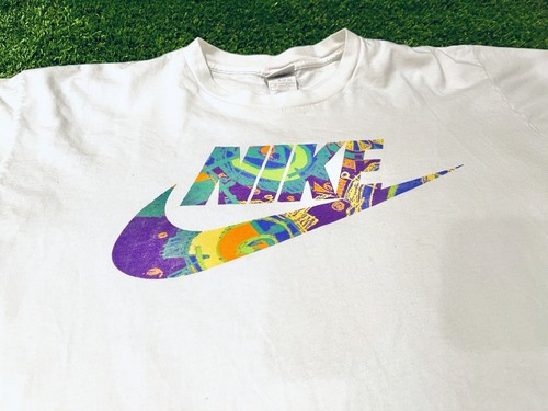 Vintage Nike Swoosh Logo T-shirt 80s 