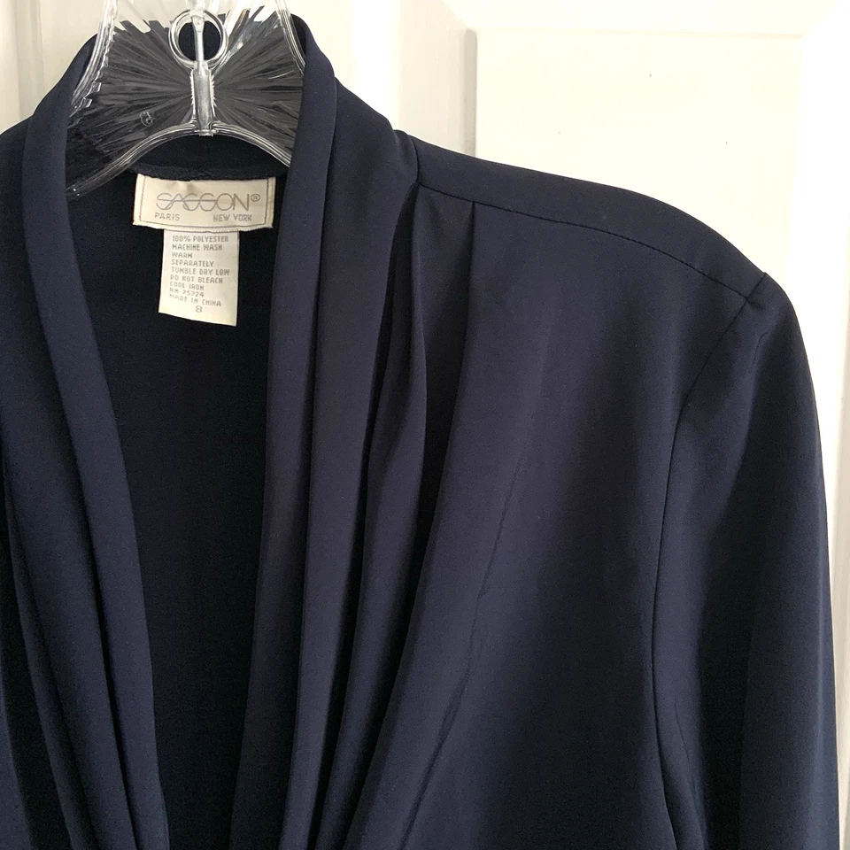 VTG Sasson Paris New York Woman's Navy Blue Pleated Chest LS Blouse Top Sz 8 - Image 3 of 4