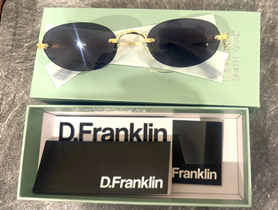 D.Franklin Smith Oval Sonnenbrille oval, goldener Rahmen, schwarze Gläser, Etui