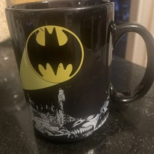 Batman Skyline Color Changing Coffee Mug Bat Signale Zak Designs Heat Revealing