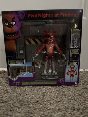 Jazwares Five Nights at Freddy's FNAF Classic Foxy Office Set 5'' Figure