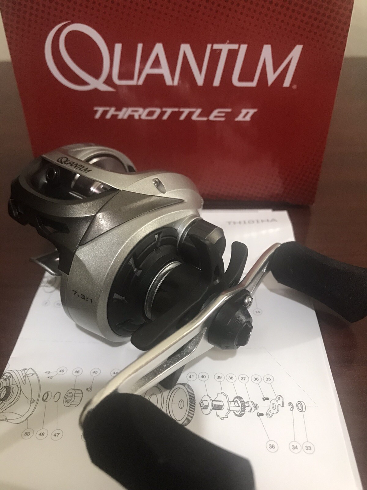 QUANTUM THROTTLE II TH101HA LEFT BAIT CASTING FISHING REEL W