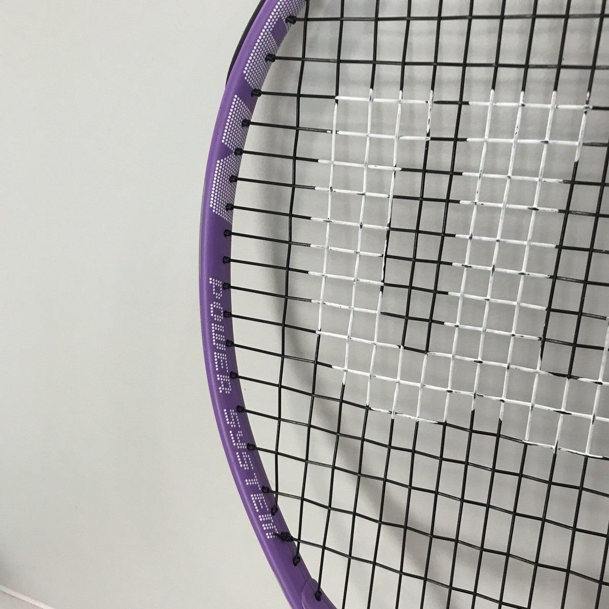 【美品】Wilson Hyperion power テニスラケット 軽量 G2 美品】Wilson Hyperion power テニスラケット 軽量 G2