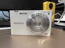 Samsung MV900F 16MP WiFi Compact Camera -180  Flip Touchscreen CCD 90 New Gift