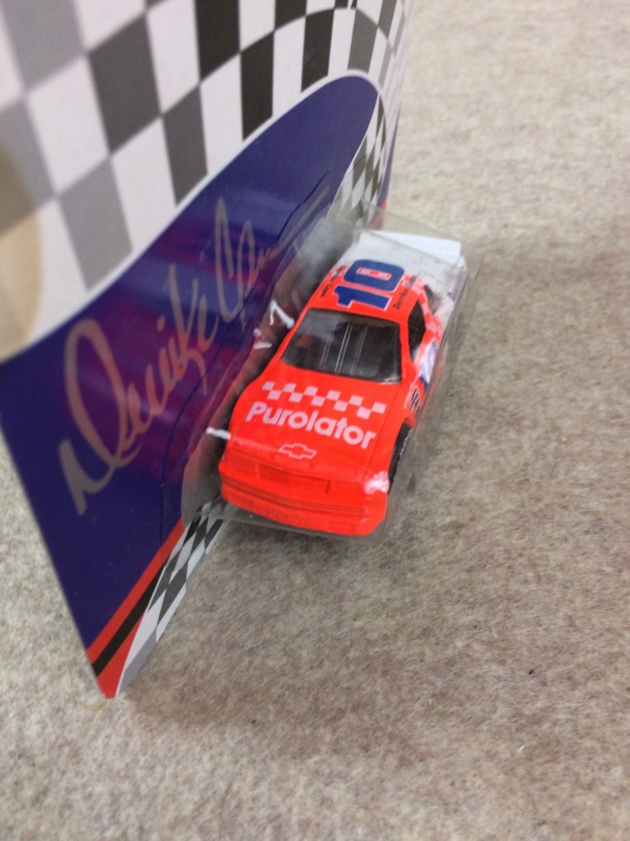 Voiture Miniature Matchbox 1:64 NASCAR Super Stars 1992 #10 Derrike Cope - Boîte Neuve