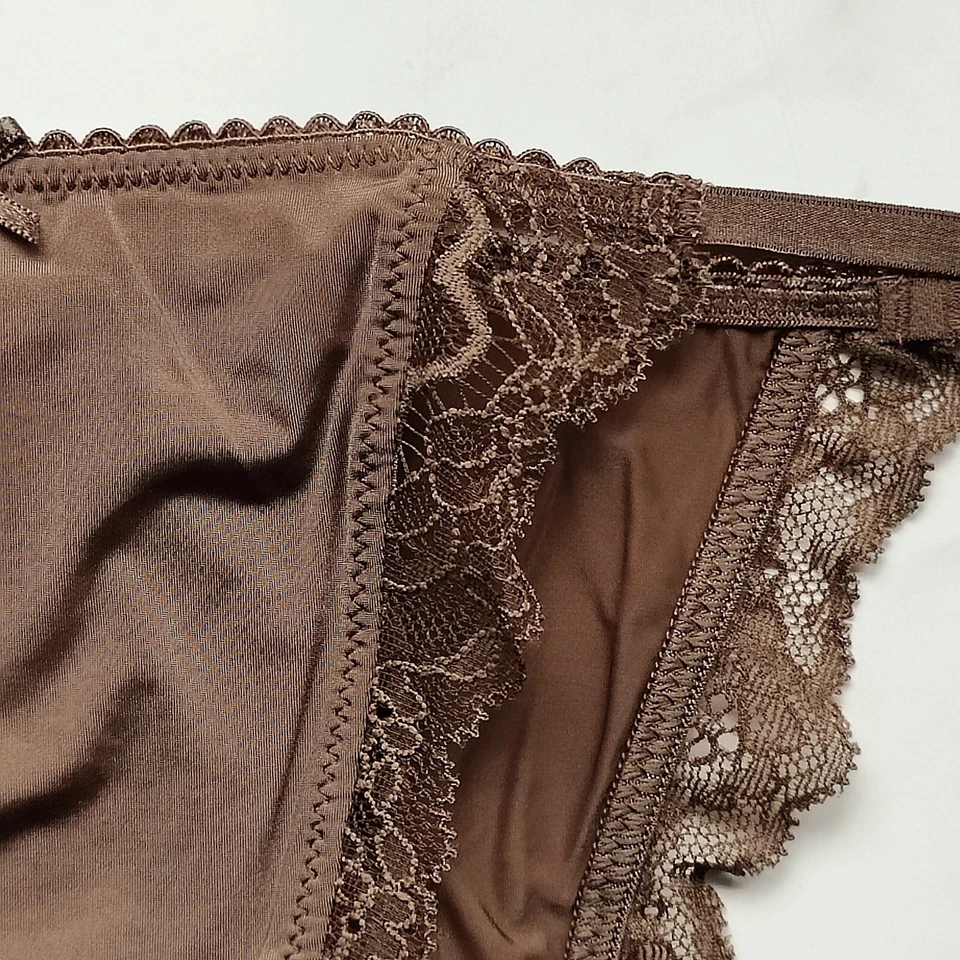 Victoria's Secret Dream Angels Lace-Trim Smooth String Bikini Panty Mousse - Image 4 of 4