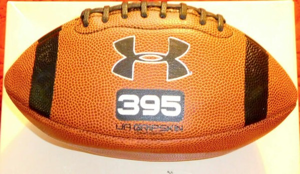 under armour football 395