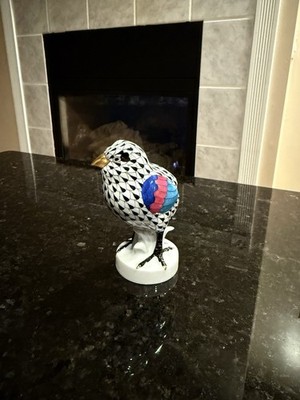 Herend Porcelain Fishnet Baby Chick Or Little Chicken Hand painted Black Fishnet