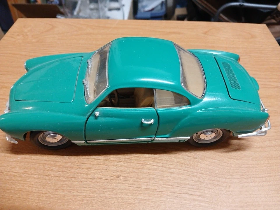 Road Legends 1:18 Volkswagen Diecast Cars, Trucks & Vans for sale