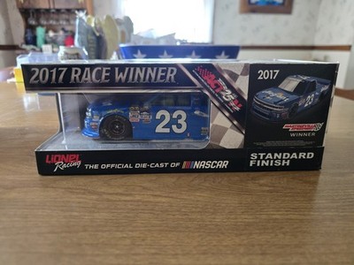 CHASE ELLIOTT 2017 MARTINSVILLE WIN RACED VERSION ALLEGIANT TRUCK 1/24 ACTION 