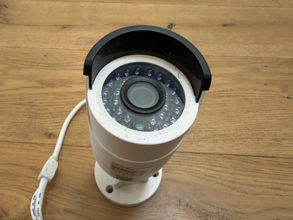 LTS CMIP8242W 4.1mp 4mm Mini IR Bullet surveillance camera works great! Used - Image 2 of 3