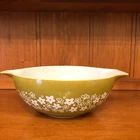 Vintage PYREX Large Cinderellla Mixing Bowl Spring Blossom Green Crazy Daisy 4qt