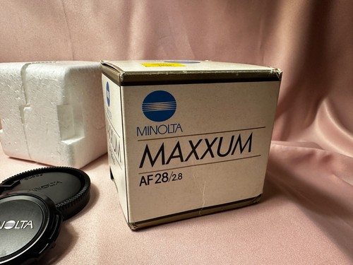 MINOLTA MAXXUM 28MM F2.8 Objektiv mit Deckeln und OVP Karton - Bild 9 von 11