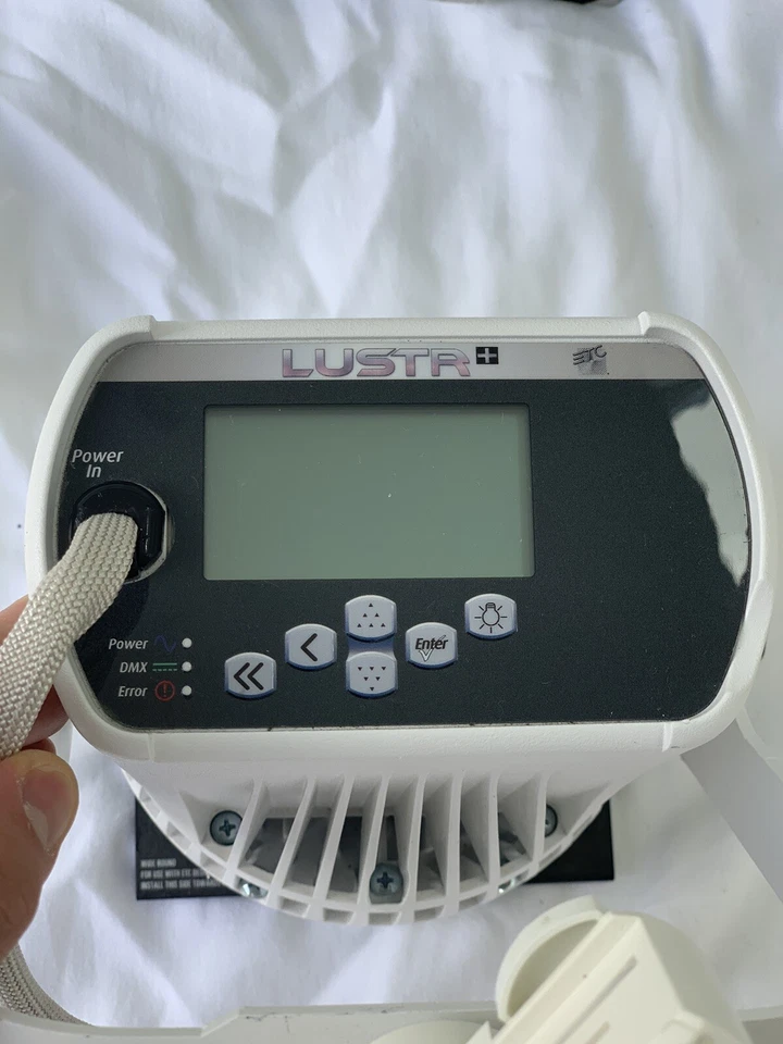 ETC Selador Desire D22 Lustr+ (Track Version)LED Luminaires - Image 4 of 4