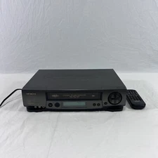 Hitachi FX633 VT-FX633A VCR, WITH REMOTE