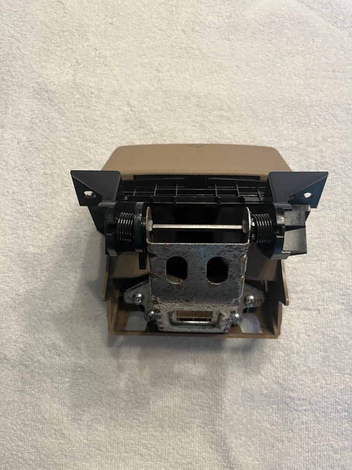 Portavasos Toyota Avalon 1995-1999 OEM bronceado. 55625-AC010 Foto 3 de 4