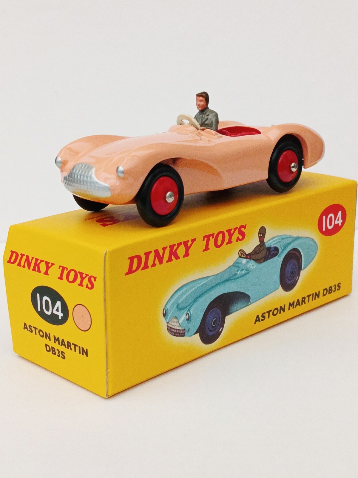 Dinky 104, Aston Martin DB3s - Free Price Guide & Review