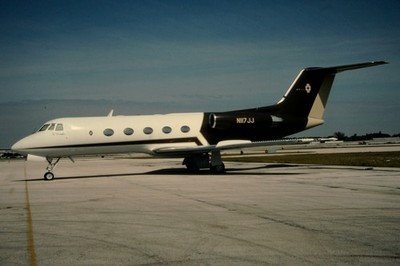 Dia N117JJ Grumman American G-1159 Gulfstream II-SP 35mm gerahmt OP-M12-91