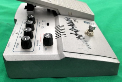 AKAI D1 Shred-O-Matic Tube Distortion Guitar Effect Pedal | eBay