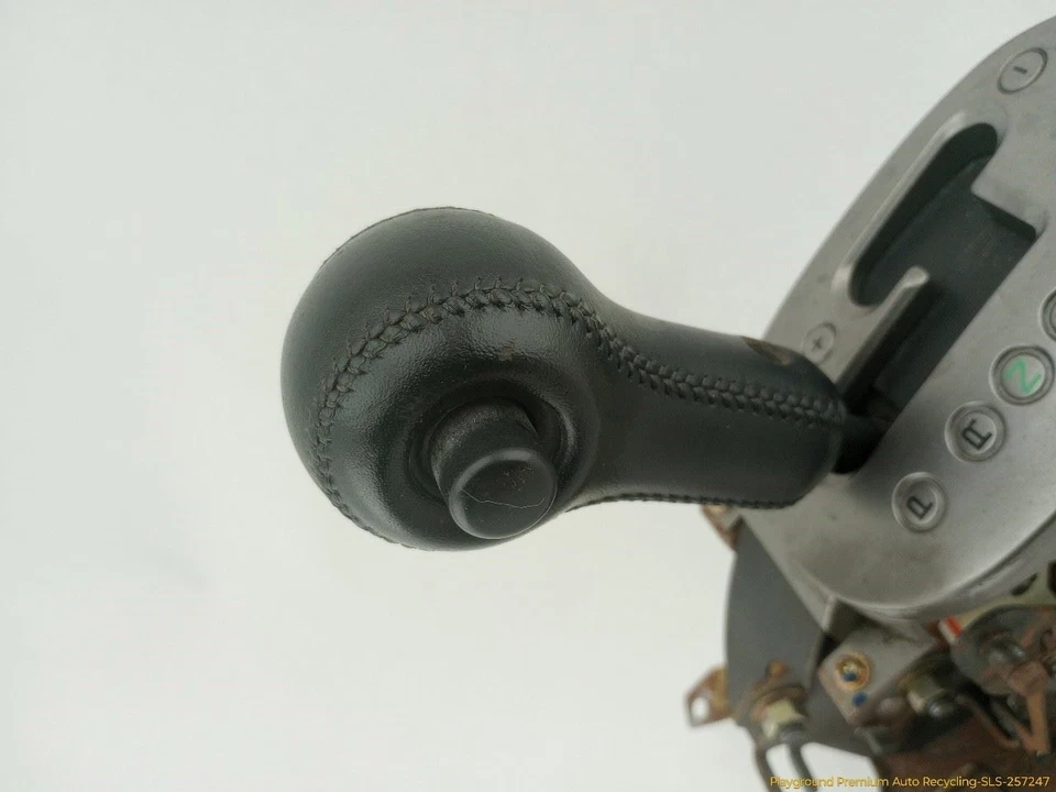 Selector de cambio de marchas de piso automático Mitsubishi Eclipse Spyder 2001-2005 01 02 03 Foto 2 de 4