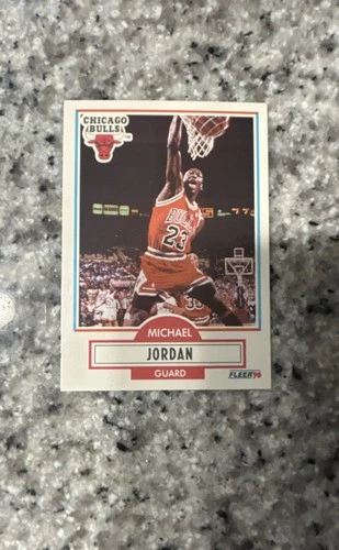 1990-91 Fleer - Michael Jordan #26 Black Line Above Biographical Information