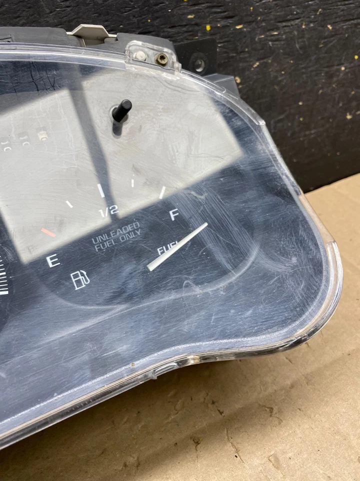 1999 Pontiac Montana velocímetro medidor cluster fabricante de equipamento original U5189 DG - Imagem 4 de 4