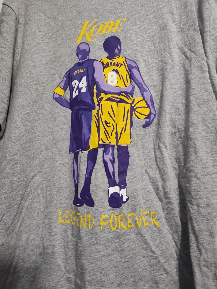 Kobe Bryant-Legend Forever-Gray-Men's T-Shirt -Adult Size XL-NEW WITHOUT TAGS - Image 2 of 4