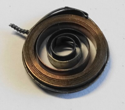 Ressort Pour Horlogerie - Dimensions : 4.5 Mm De Hauteur, 15 Mm De Diamètre, 0.2 Mm D'épaisseur